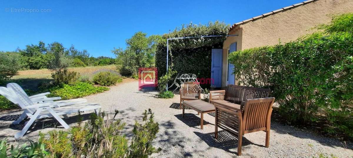 Maison à ESPARRON-DE-VERDON