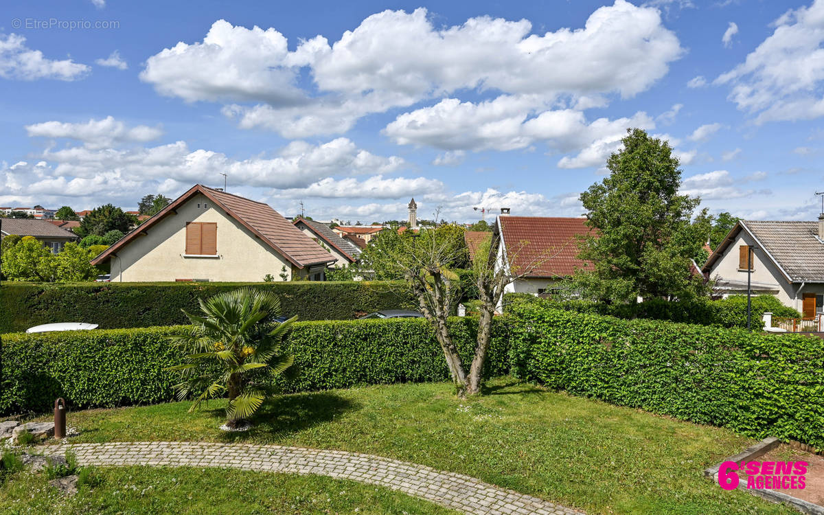 Maison à CHAPONOST