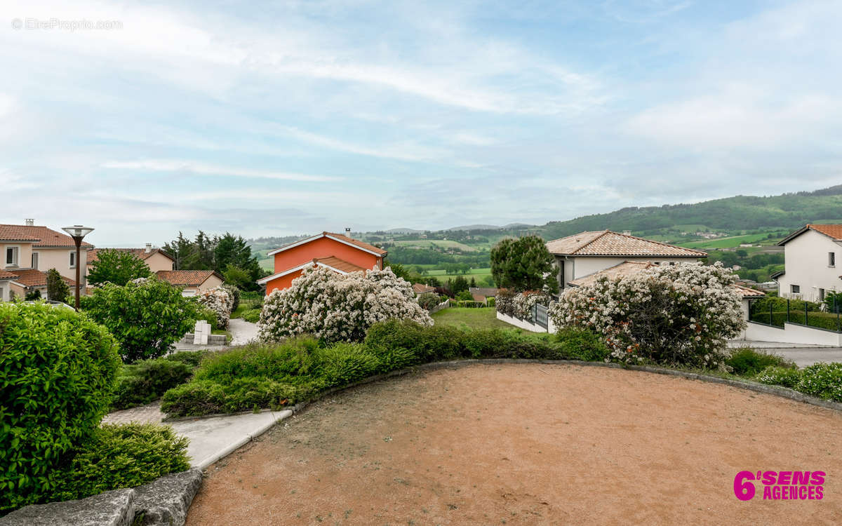 Maison à POLLIONNAY