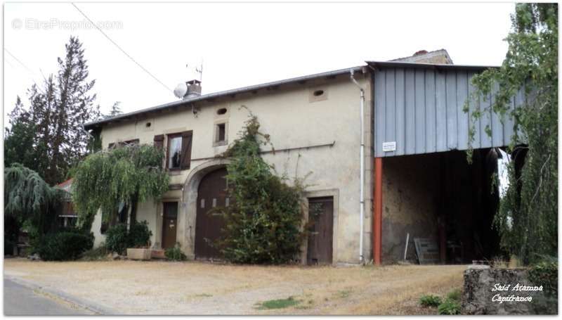 Maison à VILLONCOURT