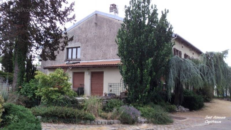 Maison à VILLONCOURT