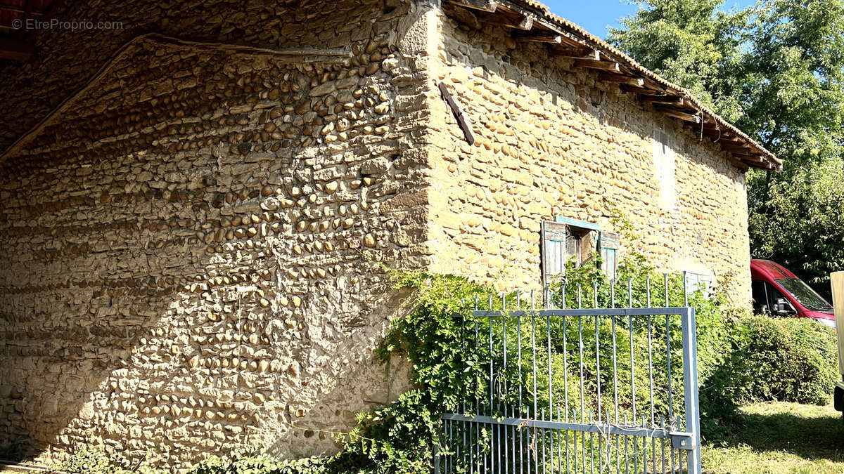 Maison à MARGES