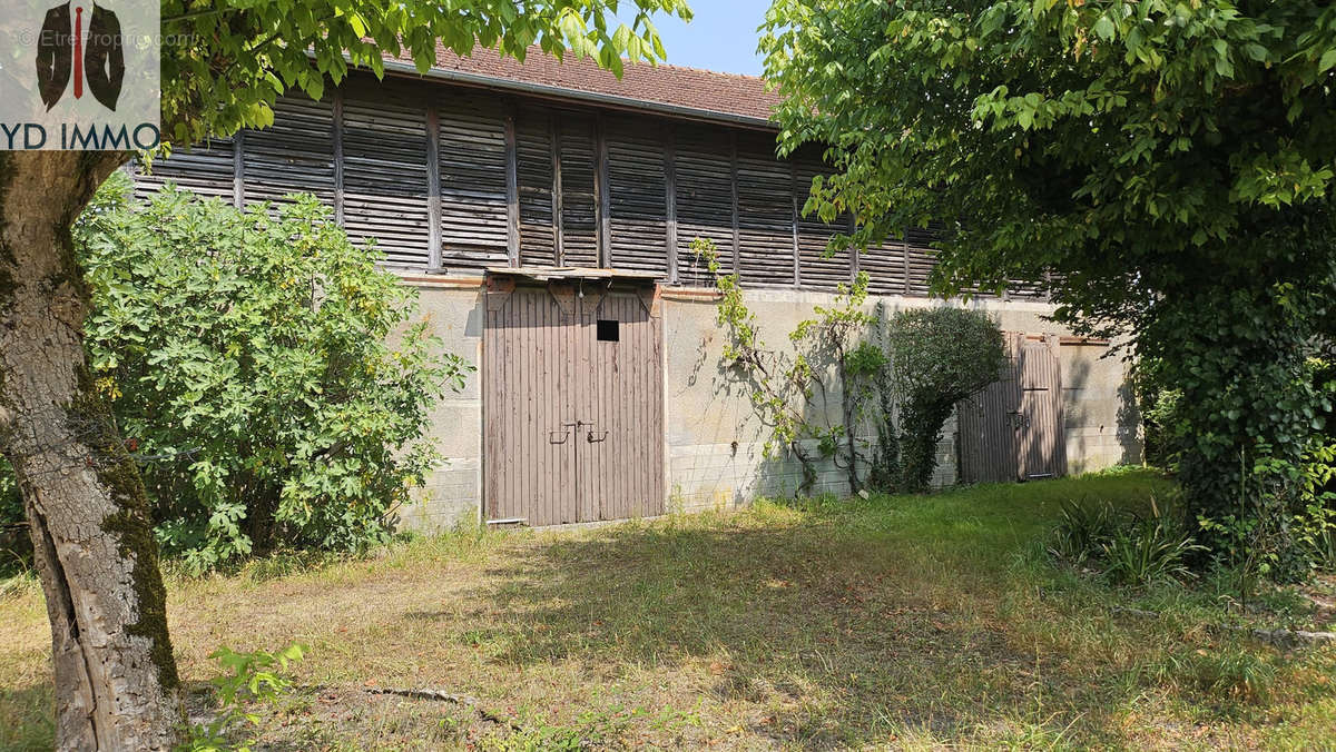 Maison à CABANAC-ET-VILLAGRAINS