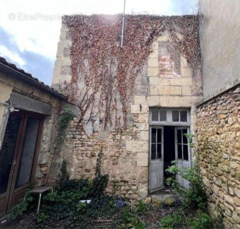 Maison à THOUARS