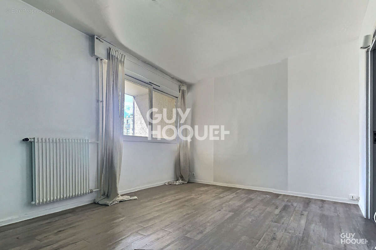 Appartement à MAISONS-ALFORT