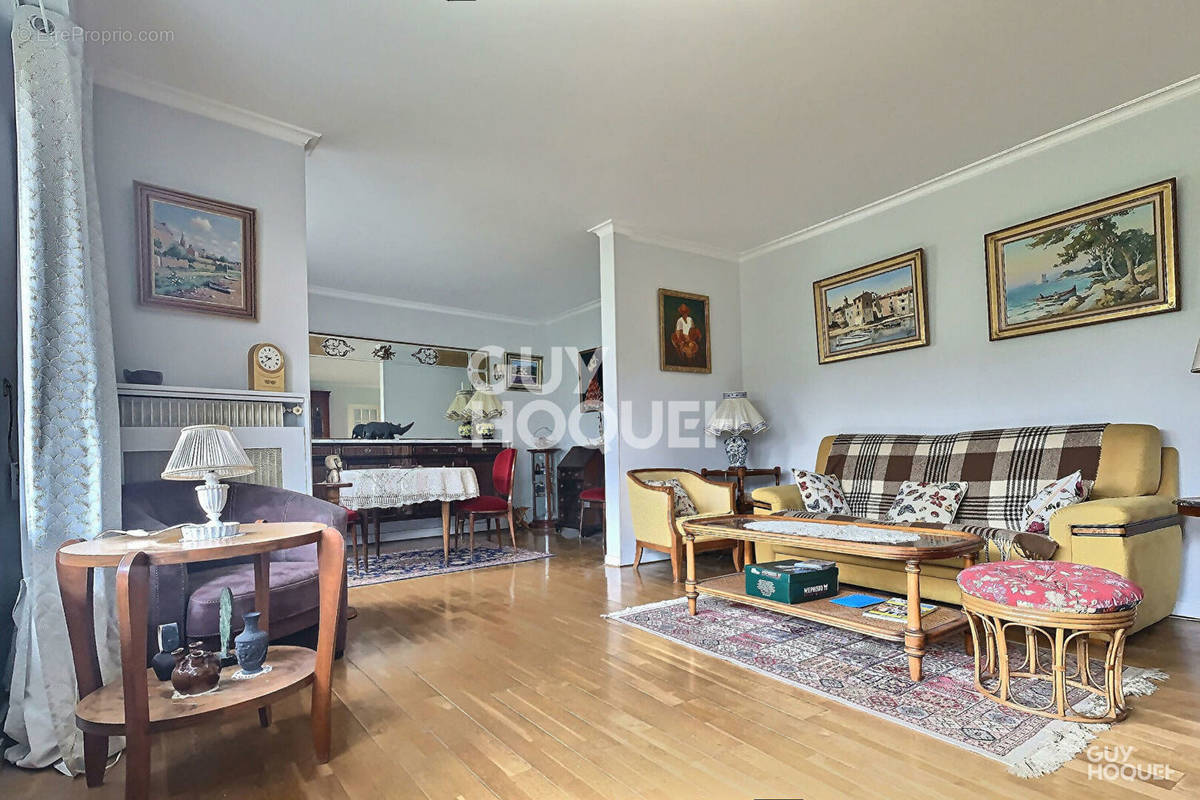 Appartement à MAISONS-ALFORT