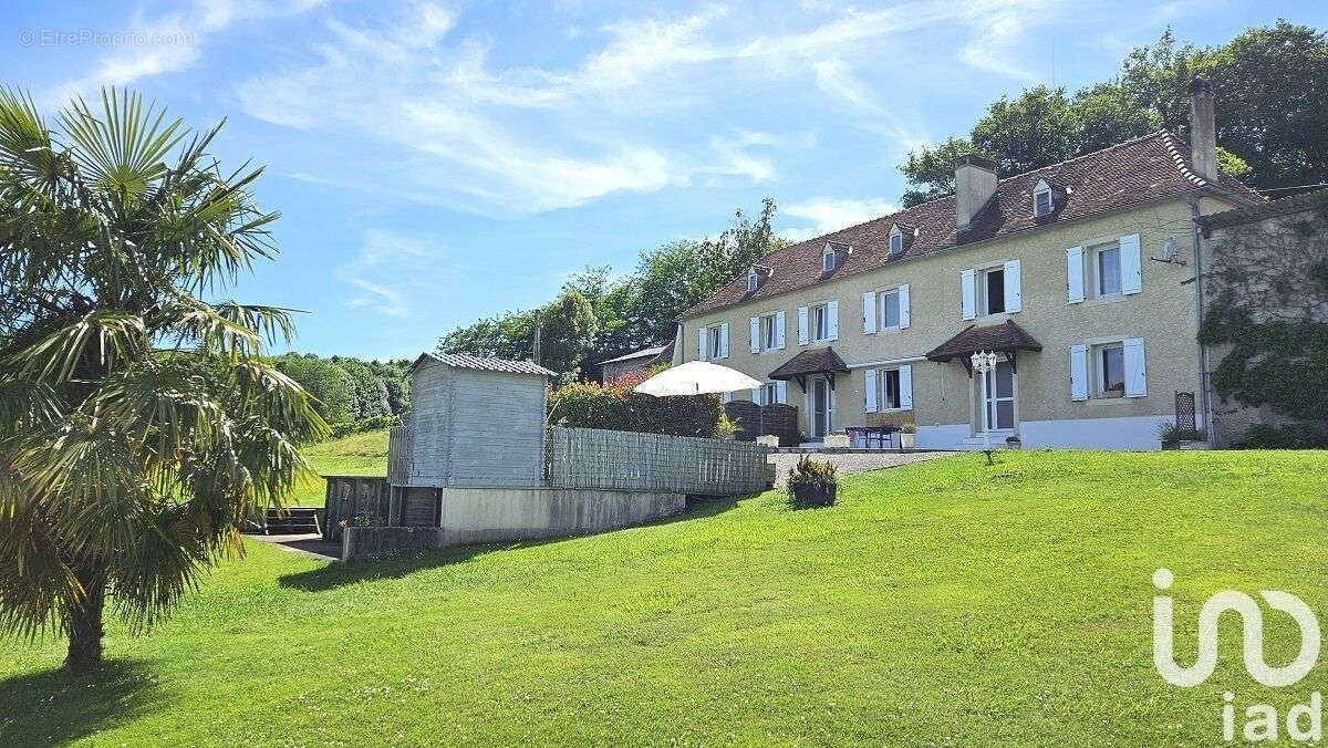 Photo 3 - Maison à LAHOURCADE