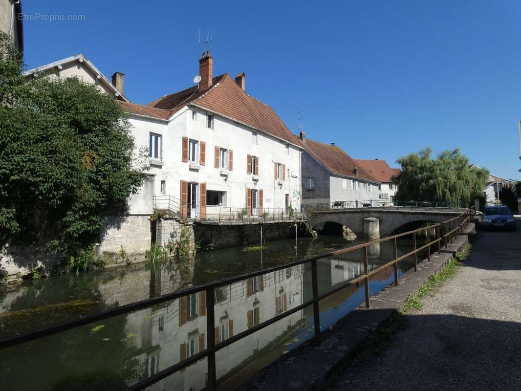 Maison à MARNAY