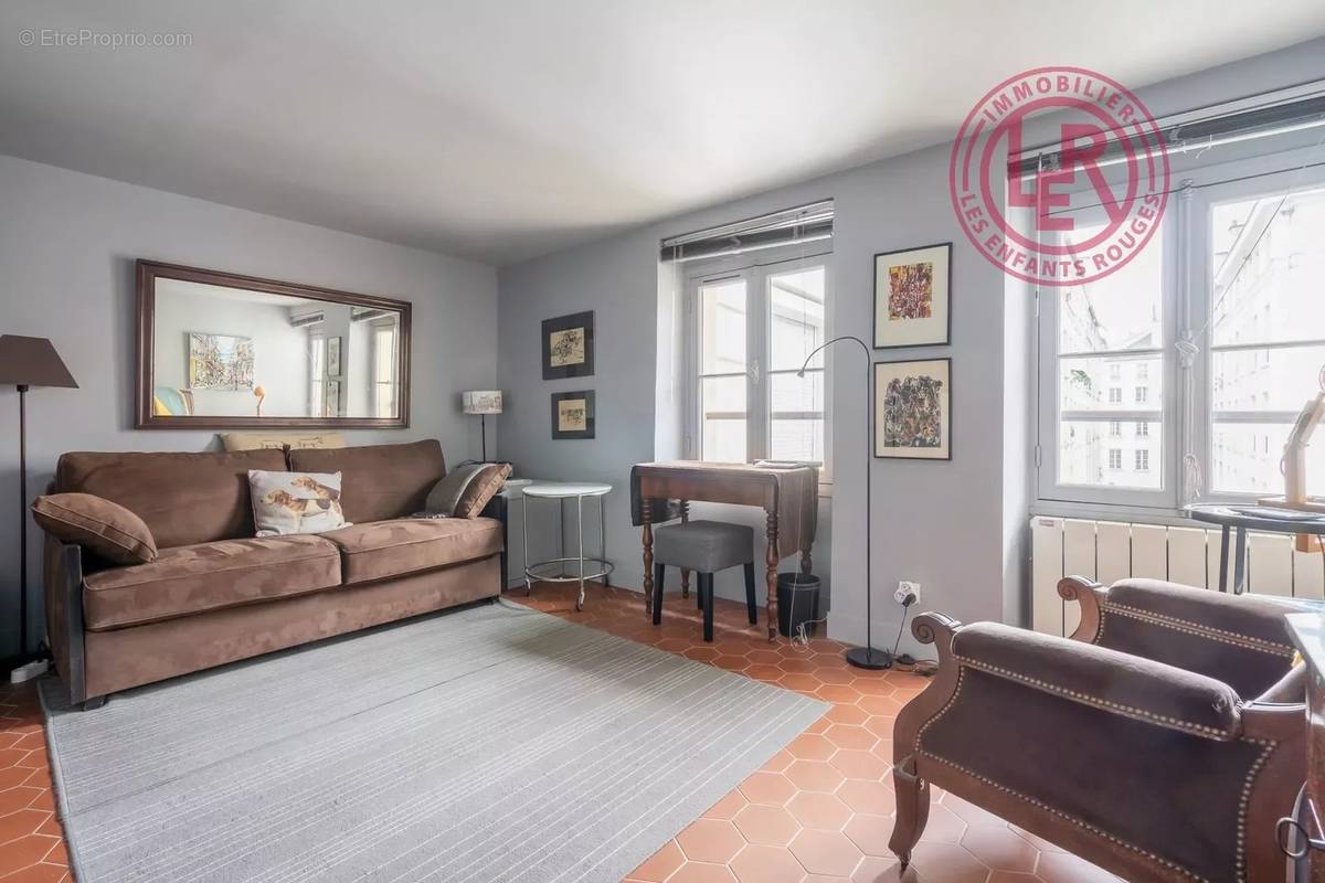 Appartement à PARIS-4E