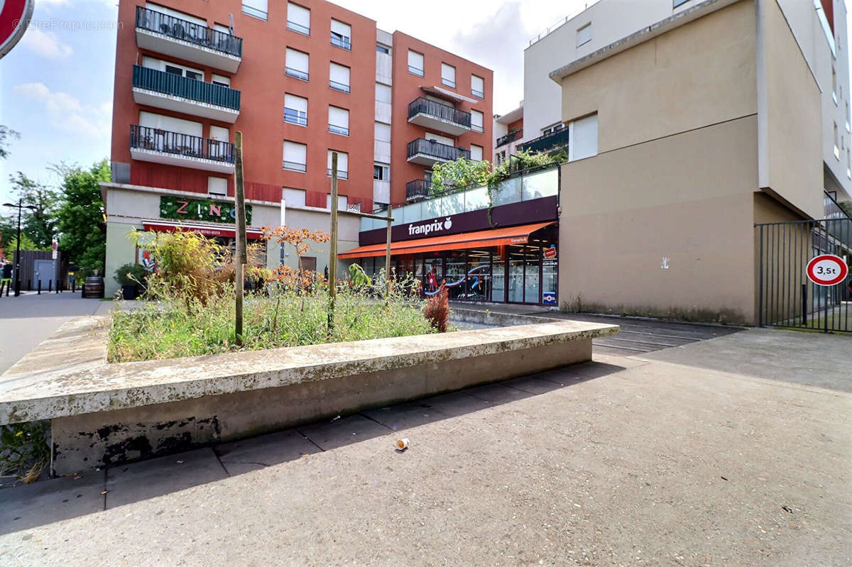 Appartement à AUBERVILLIERS