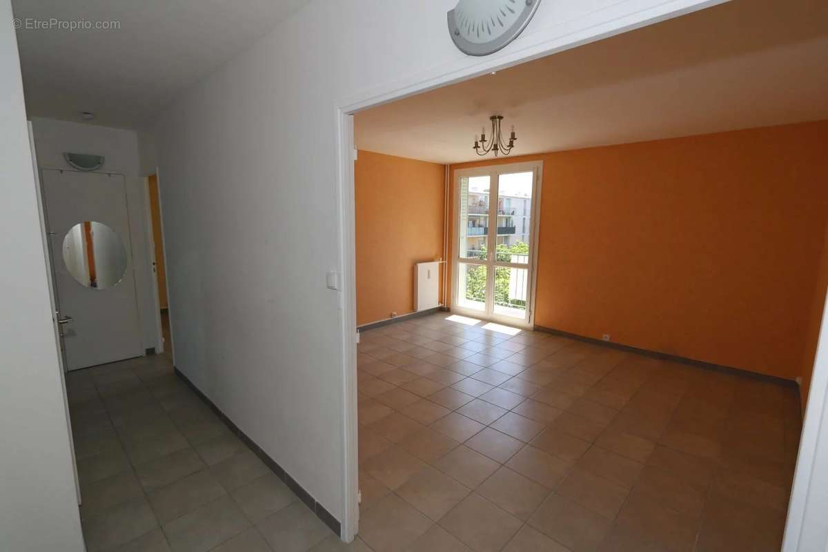 Appartement à MONTELIMAR