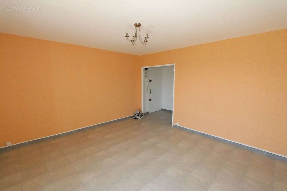 Appartement à MONTELIMAR