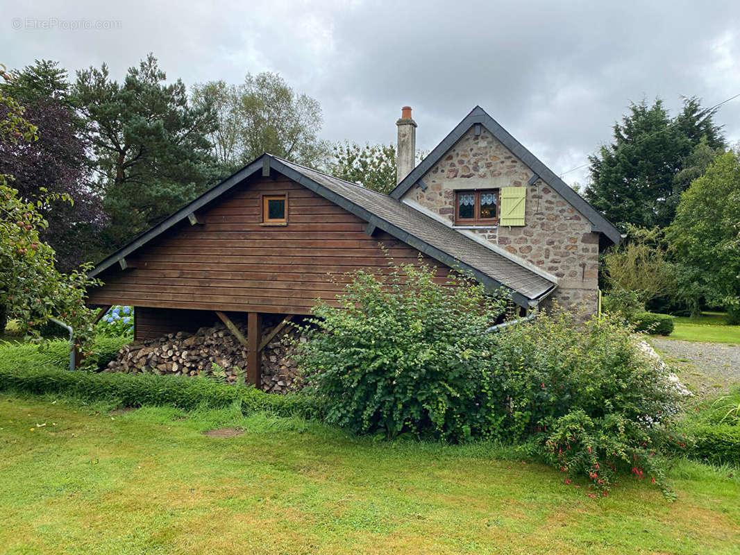 Maison à AUNAY-SUR-ODON