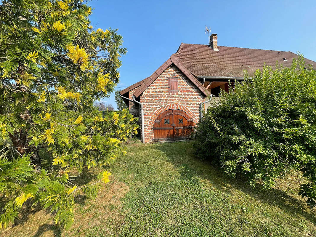 Maison à SAINT-GERMAIN-DU-BOIS