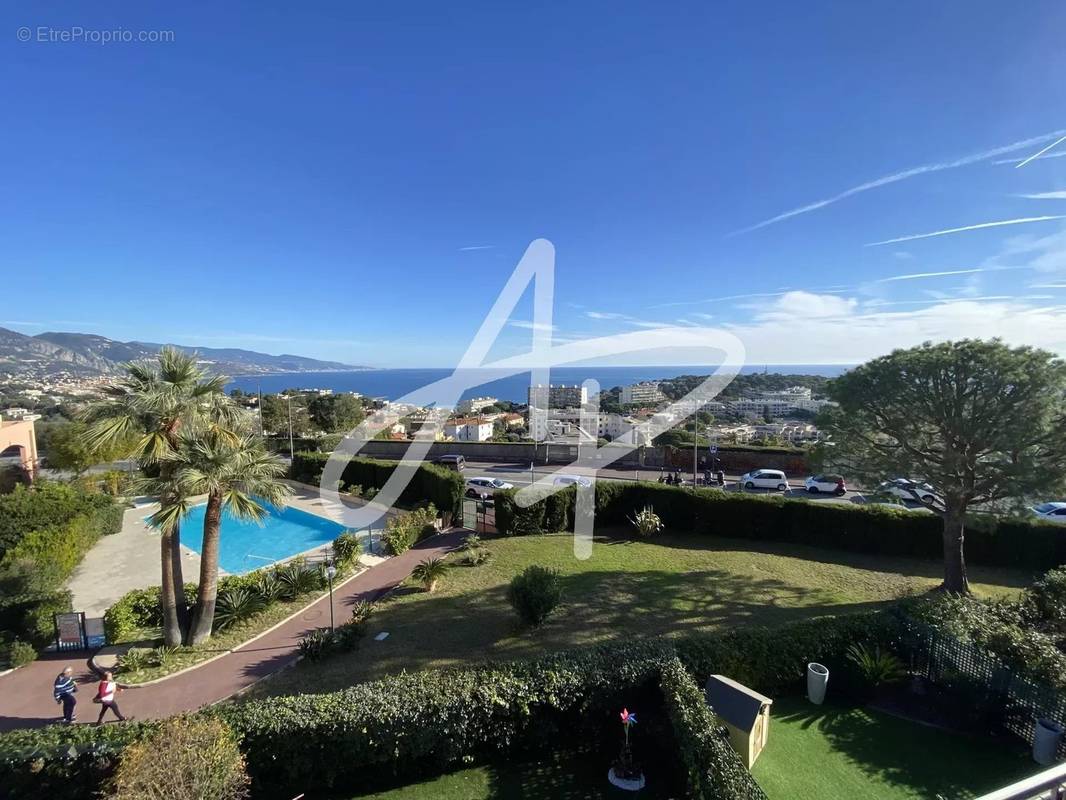 Appartement à ROQUEBRUNE-CAP-MARTIN