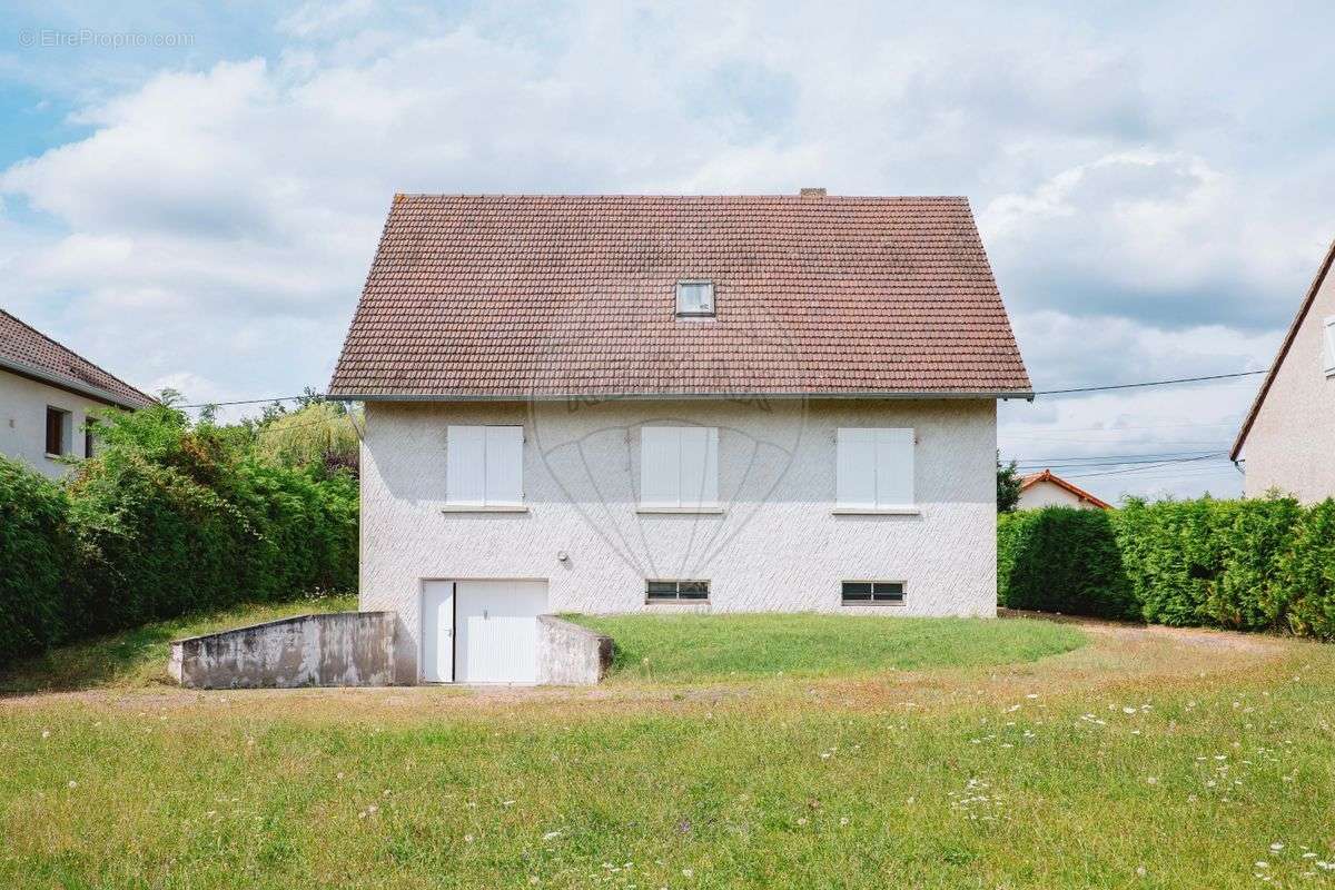 Maison à CHARMEIL