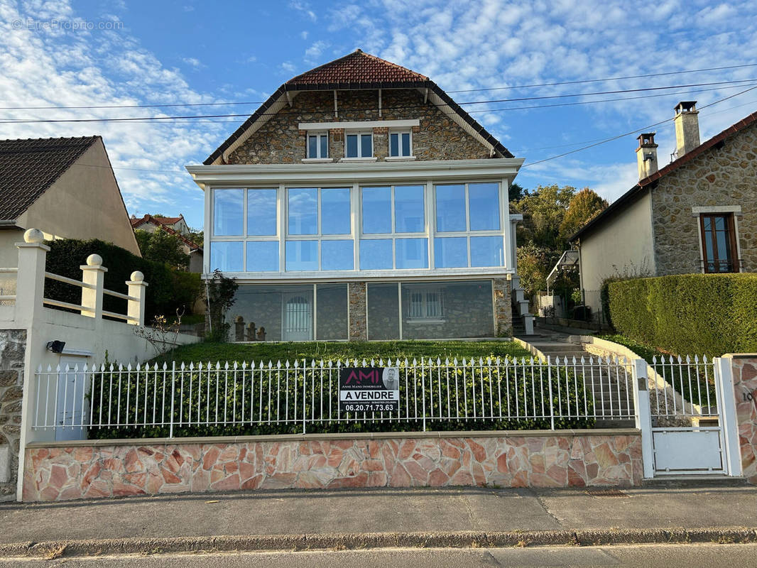 Maison à CHATEAU-THIERRY