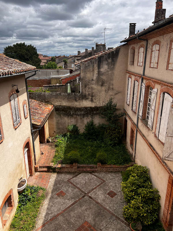 Autre à CASTELSARRASIN