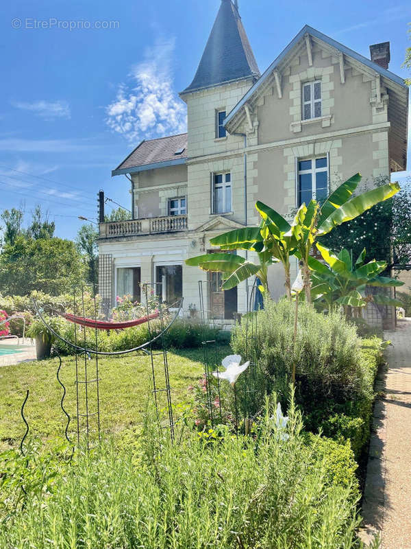 Maison à SAINT-ETIENNE-DE-CHIGNY