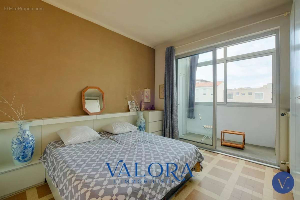 Appartement à MARSEILLE-7E