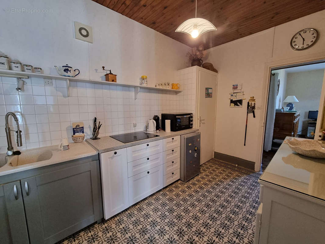 Appartement à PARAY-LE-MONIAL