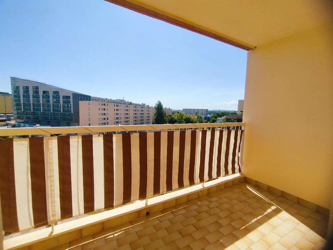   - Appartement à NICE