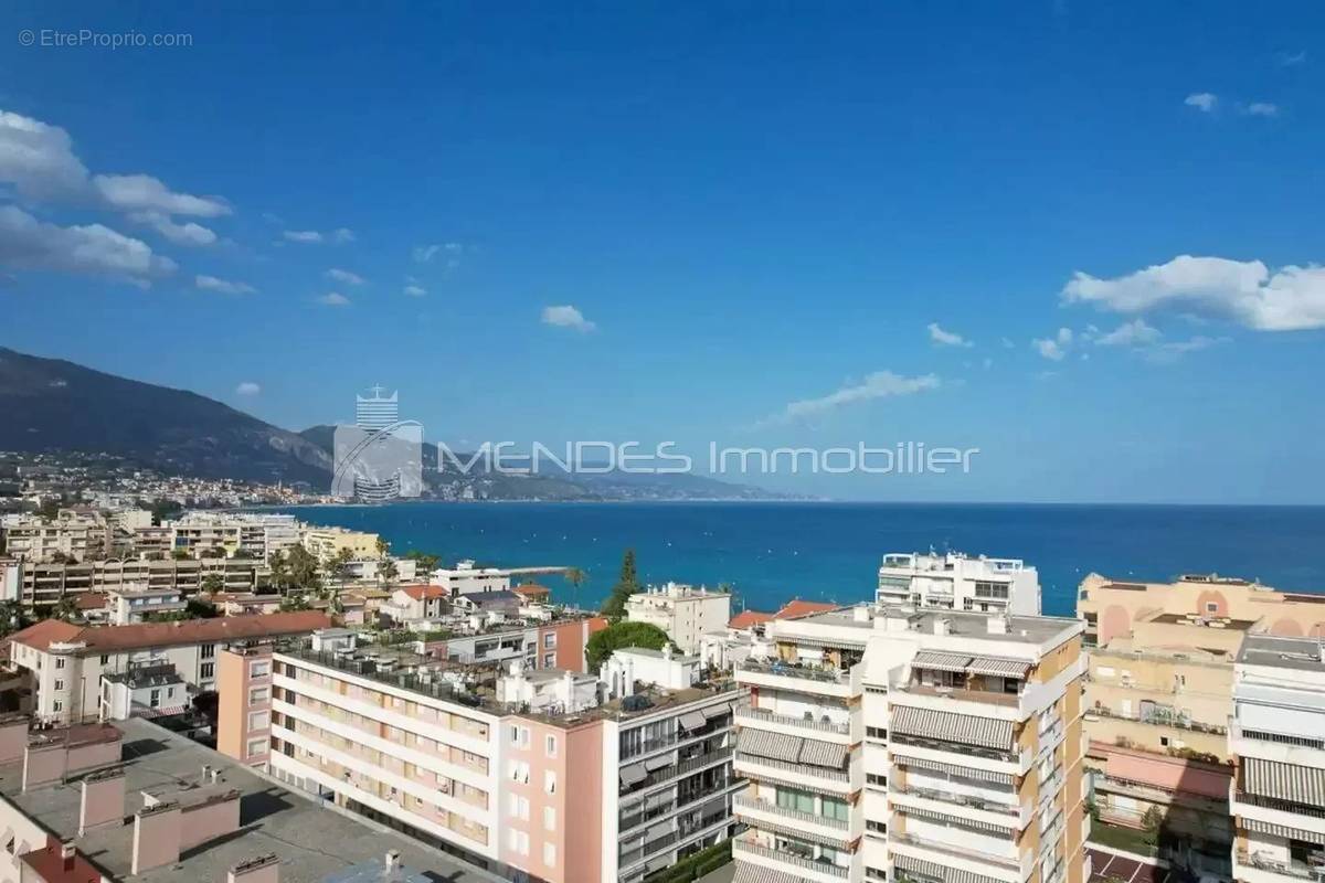 Appartement à ROQUEBRUNE-CAP-MARTIN