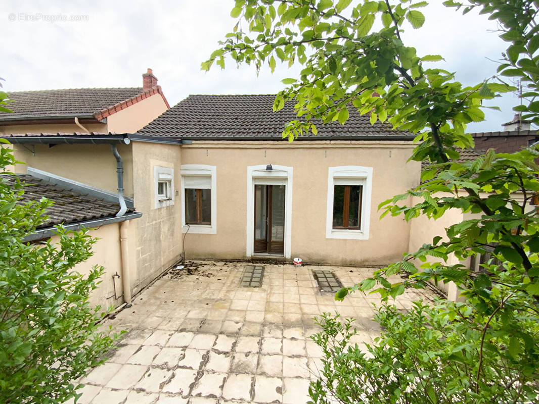 Maison à LE CREUSOT