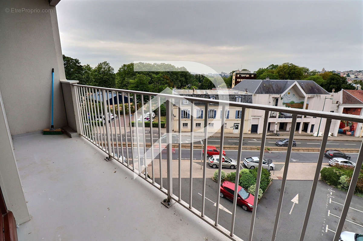 Appartement à SAINT-OUEN-L&#039;AUMONE