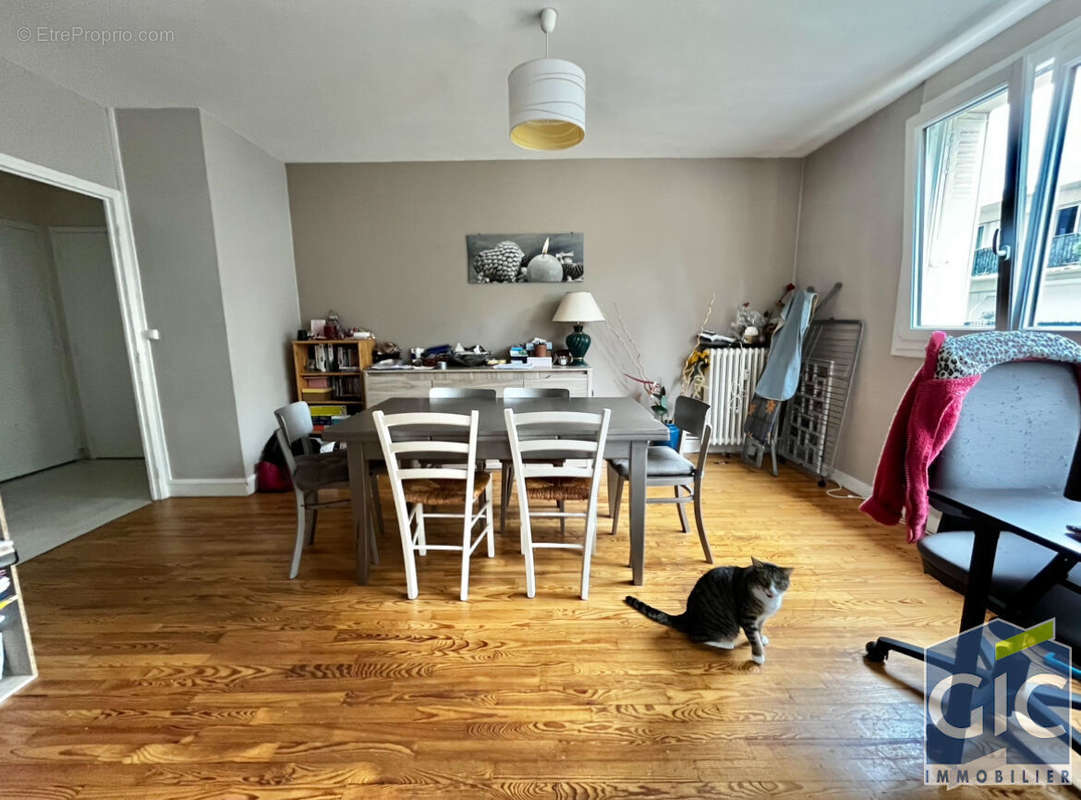 Appartement à HEROUVILLE-SAINT-CLAIR