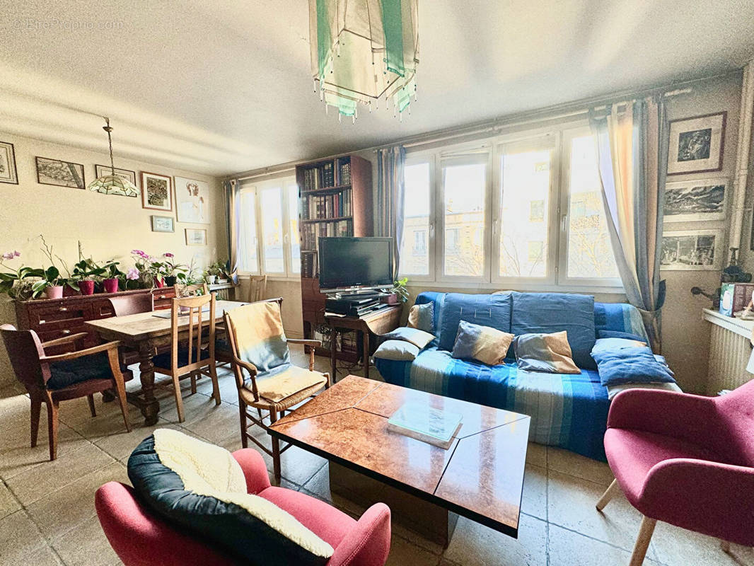 Appartement à PARIS-20E