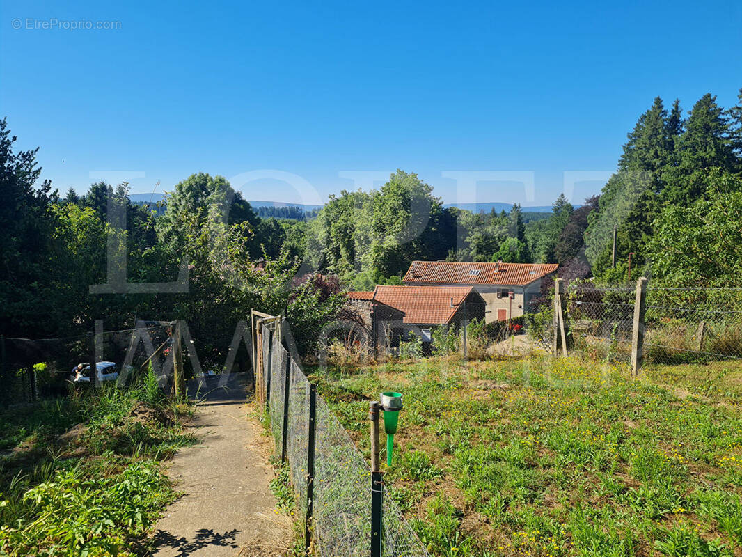 Maison à LE RIALET