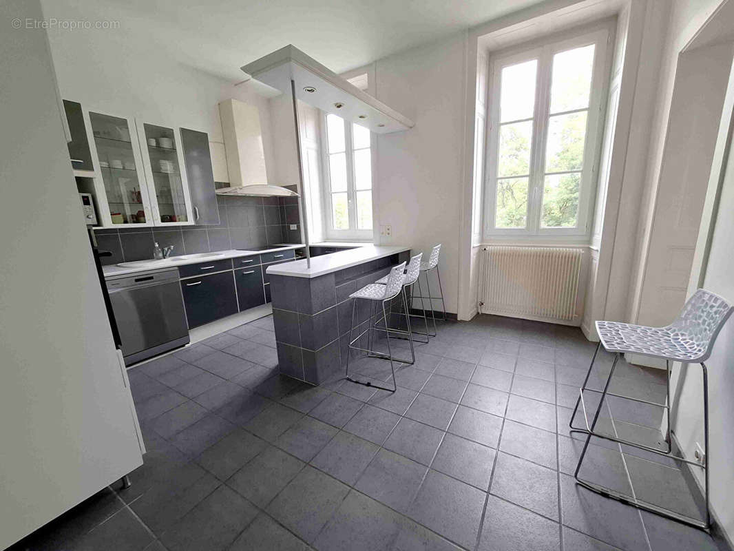 Appartement à LONS-LE-SAUNIER