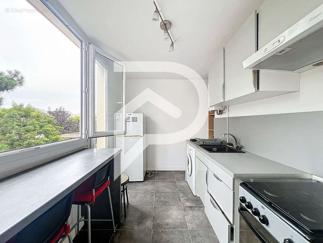 Appartement à LE PLESSIS-TREVISE