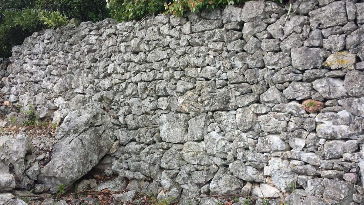 Terrain à SAINT-HIPPOLYTE-DU-FORT