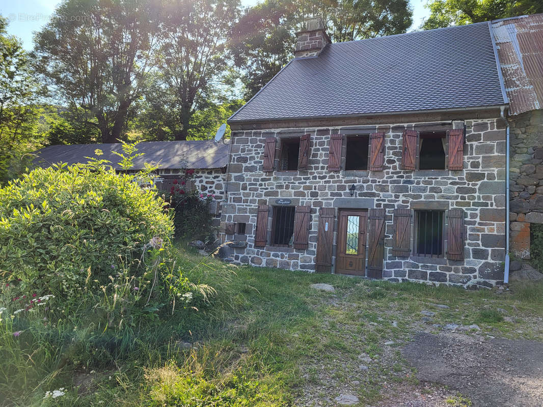 Maison à CHEYLADE