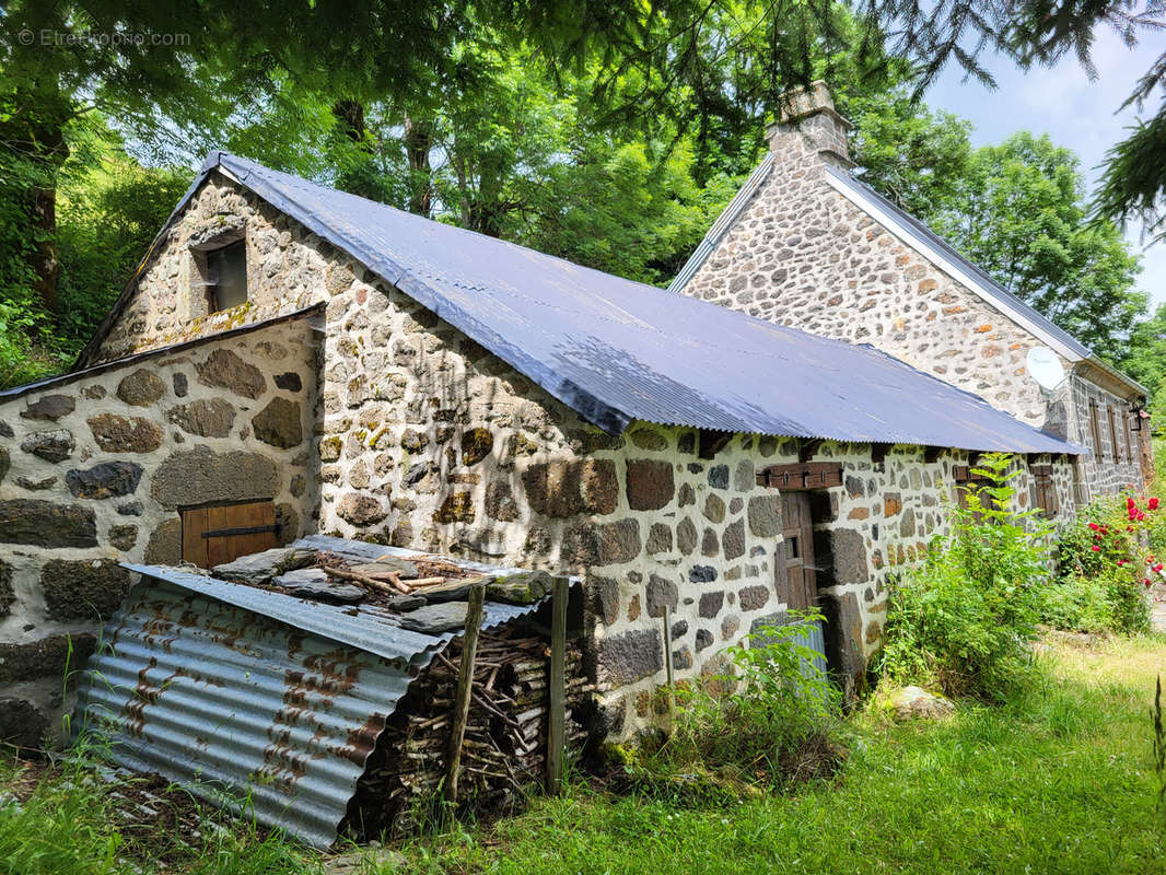 Maison à CHEYLADE