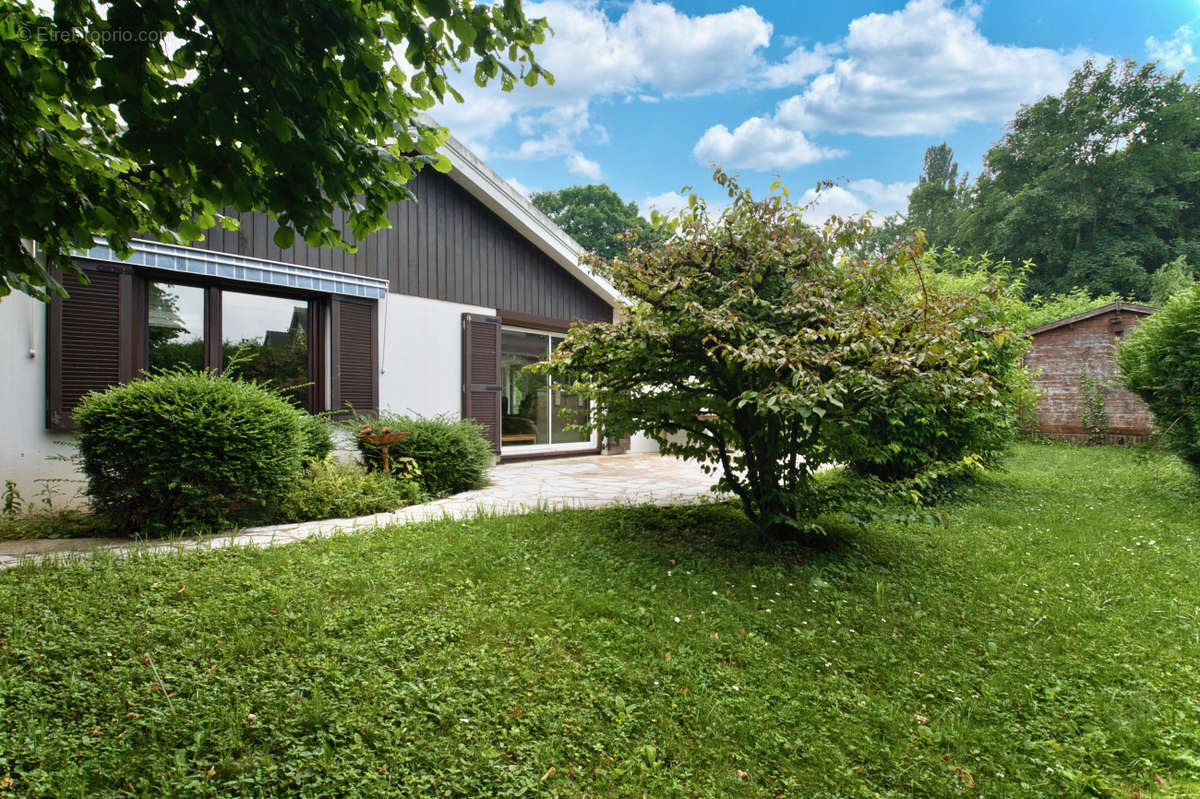 Maison à CLAYE-SOUILLY