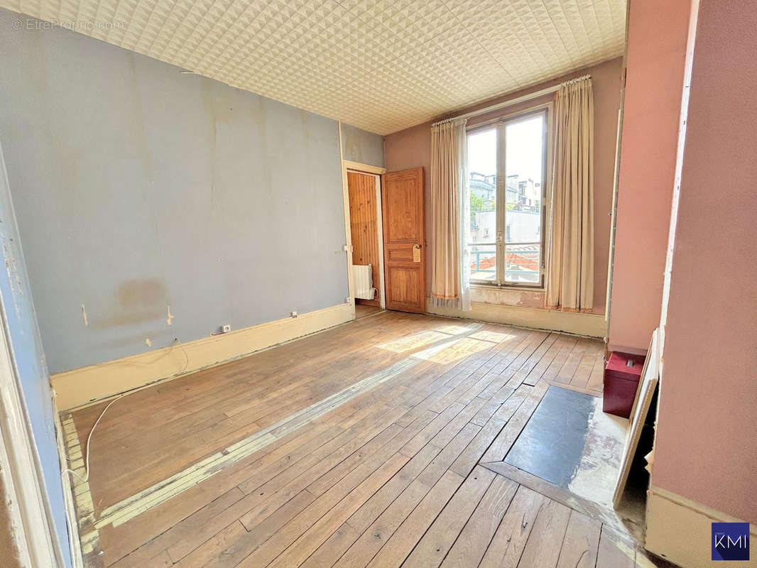 Appartement à PARIS-20E