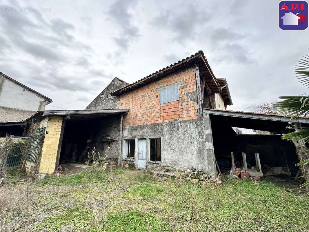 Maison à LORP-SENTARAILLE