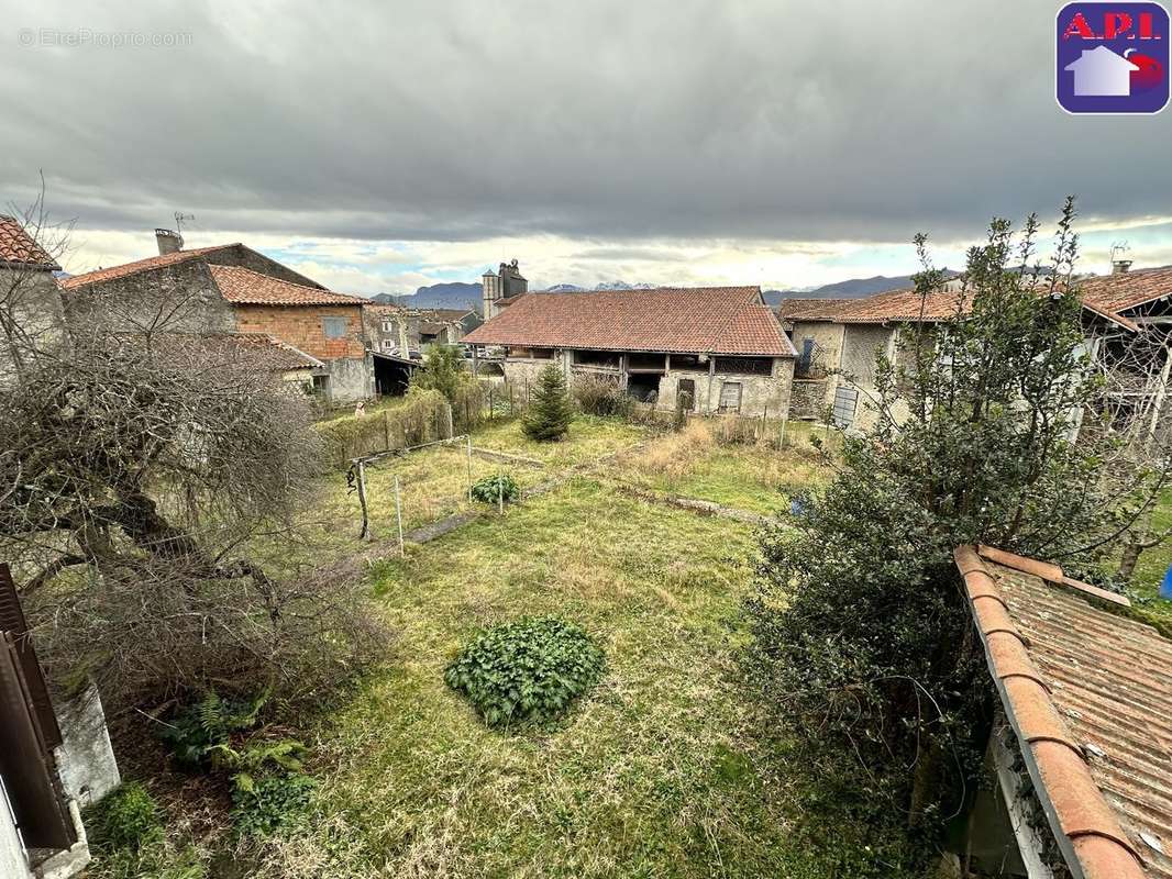 Maison à LORP-SENTARAILLE