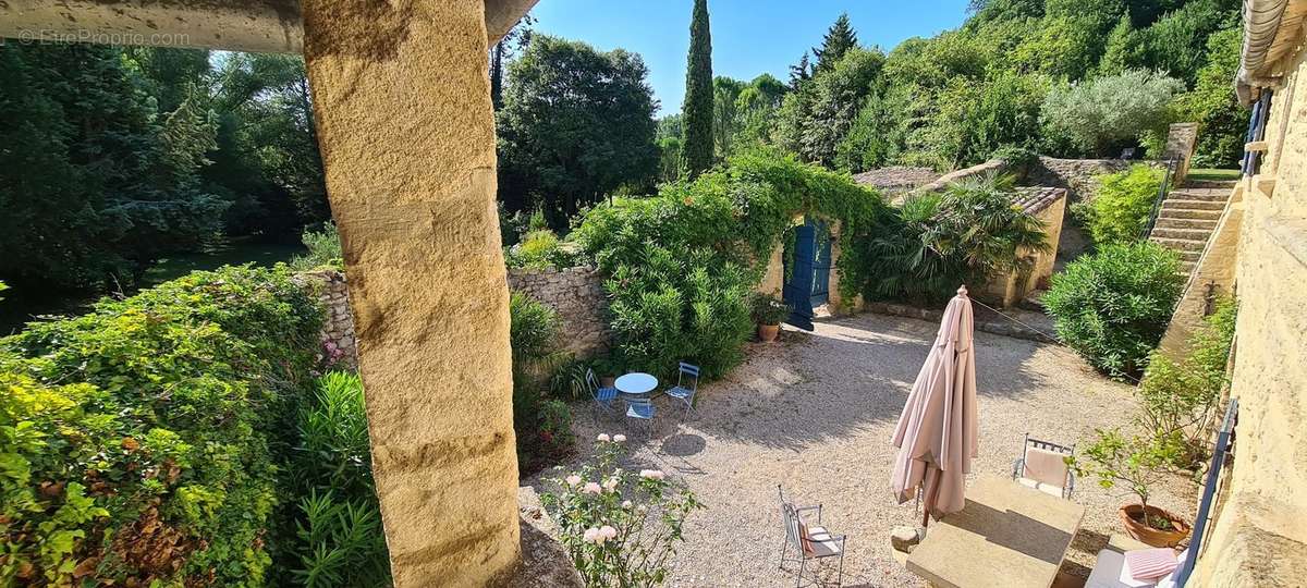 Maison à UZES