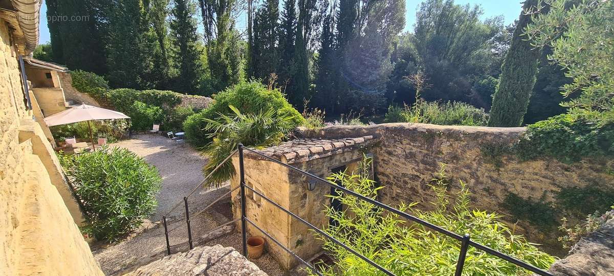 Maison à UZES