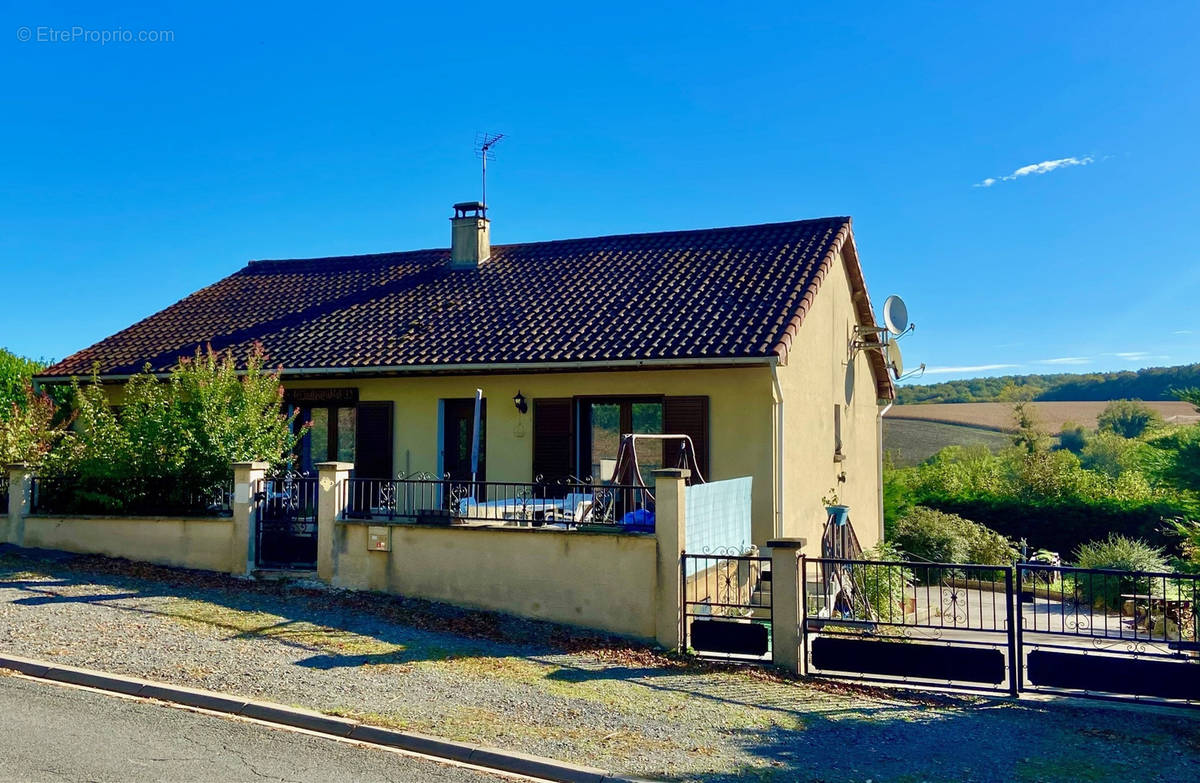 Maison à BRUGHEAS