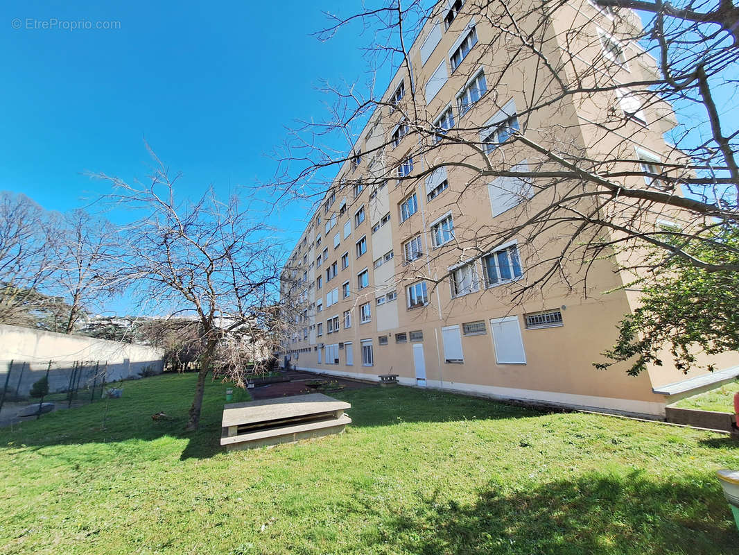 Appartement à VILLEURBANNE