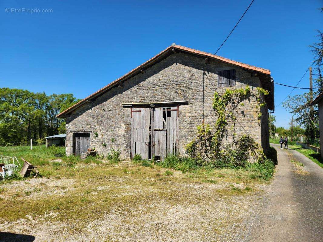 Maison à CHATAIN