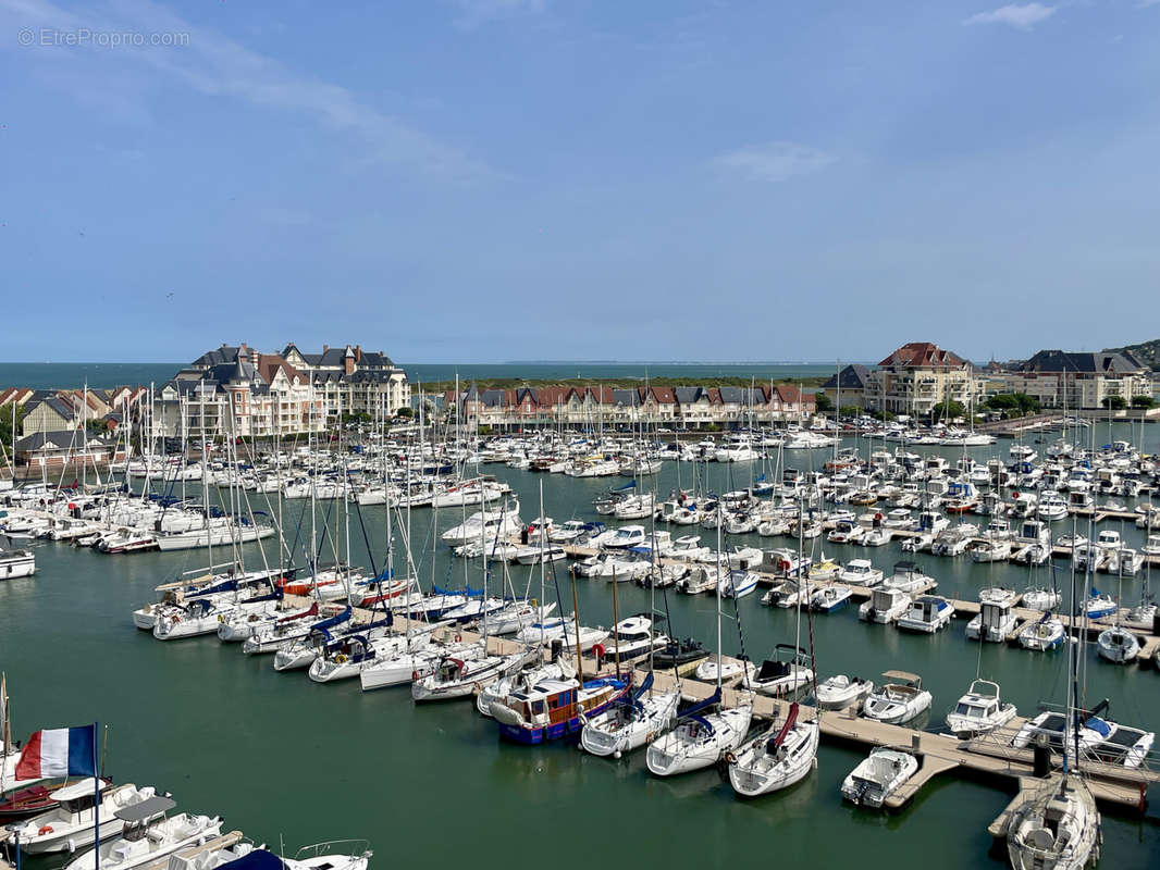 Appartement à DIVES-SUR-MER