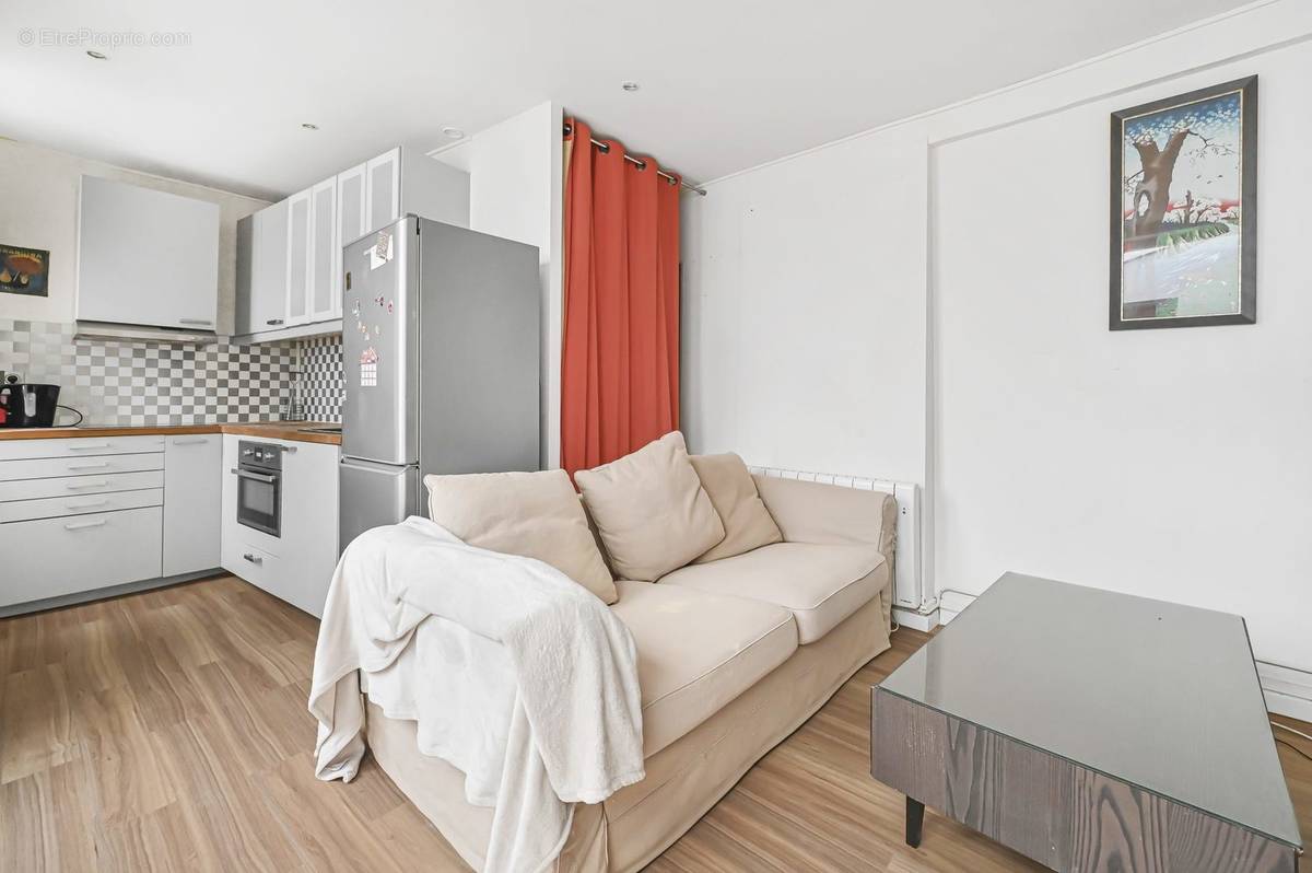 Appartement à PARIS-20E