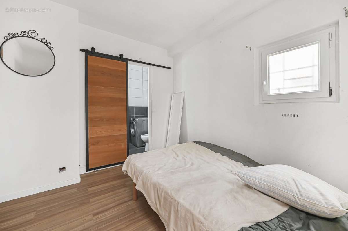 Appartement à PARIS-20E