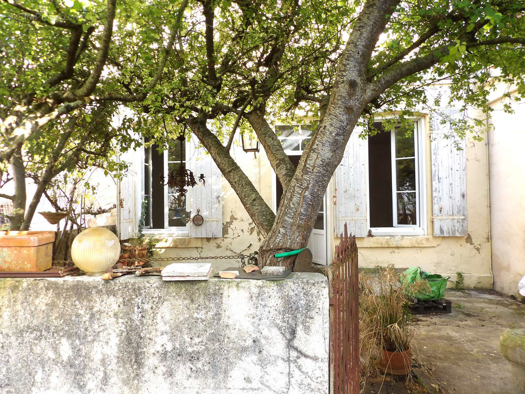 Appartement à SAINT-JEAN-D&#039;ANGELY